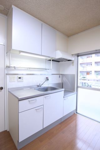 拡大写真:名谷農住団地B棟 2階203のキッチン