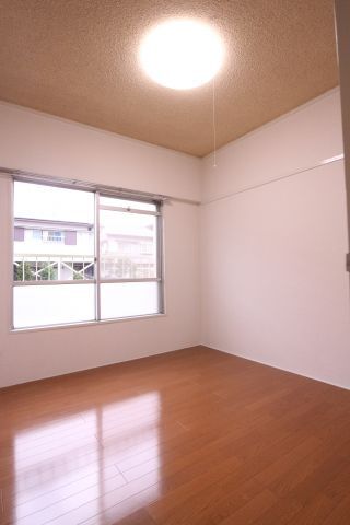 拡大写真:名谷農住団地B棟 2階203の寝室