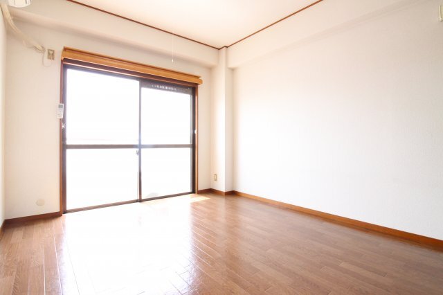 拡大写真:オーキッドコート垂水 3階306の居間