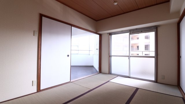 拡大写真:ル・パレ須磨 9階901の内装