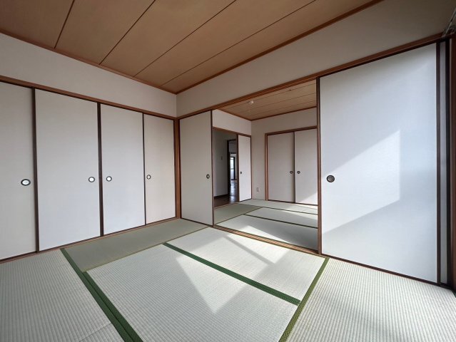 拡大写真:マノワールINO 4階402のその他