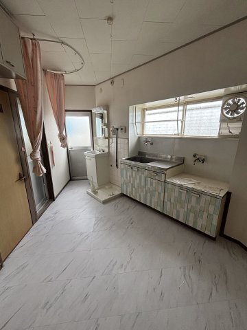 拡大写真：板宿町3丁目戸建 1階1の居間
