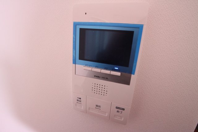 拡大写真：ヴィアーノ垂水王居殿 2階201のセキュリティ