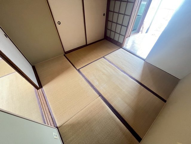 拡大写真:グリーンハイツ垂水 2階202の内装