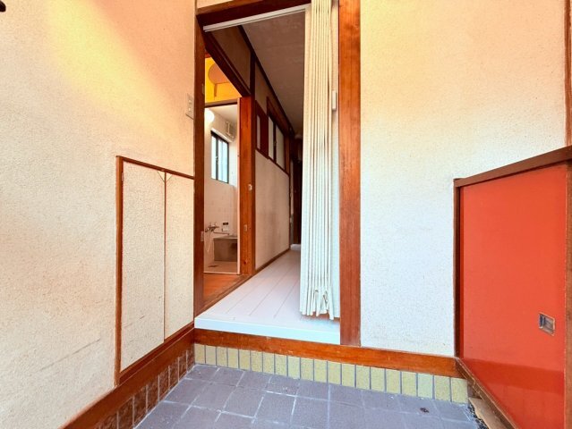 拡大写真:星が丘2丁目戸建 1階0の玄関