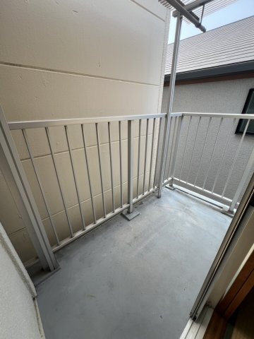 拡大写真:離宮前町1丁目戸建 1階〆のバルコニー
