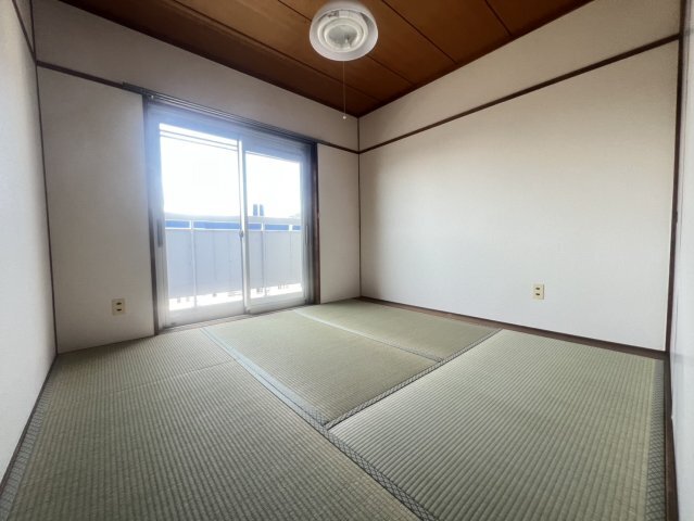 拡大写真：高倉台2団地10号棟 5階501の内装