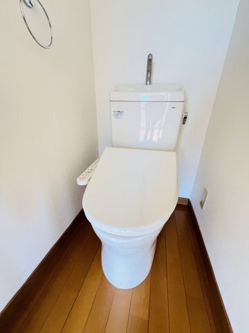 拡大写真:メイセイビル 4階301のトイレ
