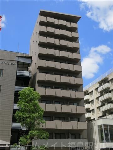 プレサンス梅田西の外観