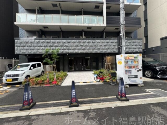 拡大写真:プレサンス堺筋本町ディスティニー 5階510のエントランス
