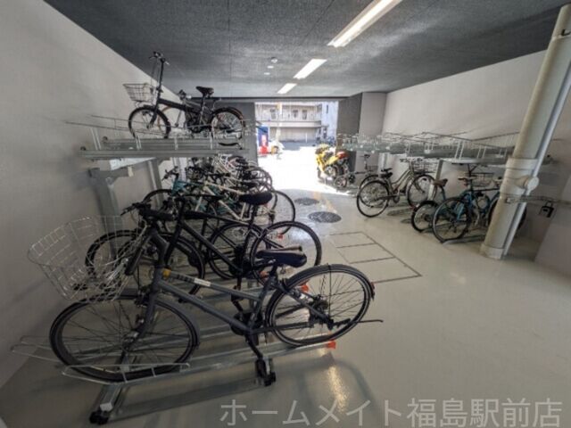 拡大写真:S-RESIDENCE阿波座bouncy 2階207の外観