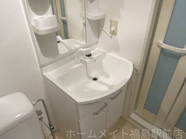 拡大写真:セイワパレス堂島シティ 5階513の洗面所