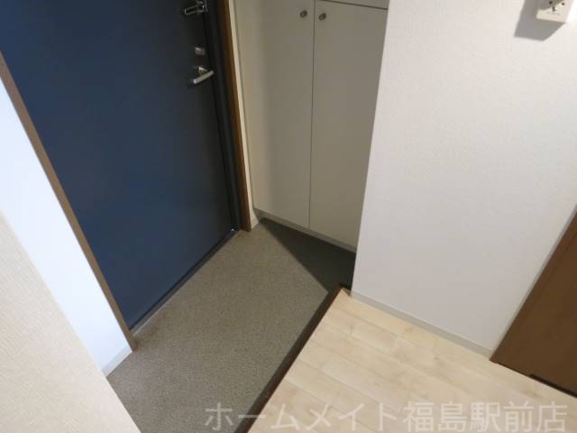 拡大写真:セイワパレス堂島シティ 5階513の玄関