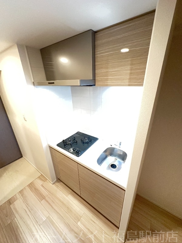 拡大写真:S-RESIDENCE福島玉川Tres 3階301のキッチン