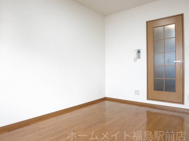 拡大写真:プレサンス梅田西 9階901の居室・リビング
