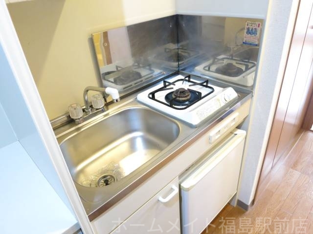 拡大写真:プレサンス梅田西 9階901のキッチン