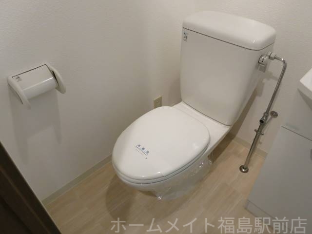 拡大写真:セイワパレス堂島シティ 3階301のトイレ