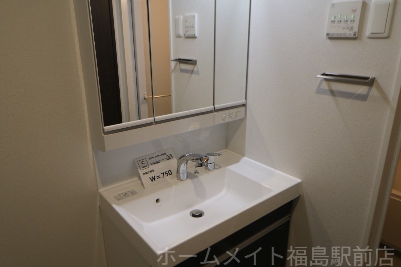 拡大写真:DAIYA STORK 阿波座 6階603の洗面所