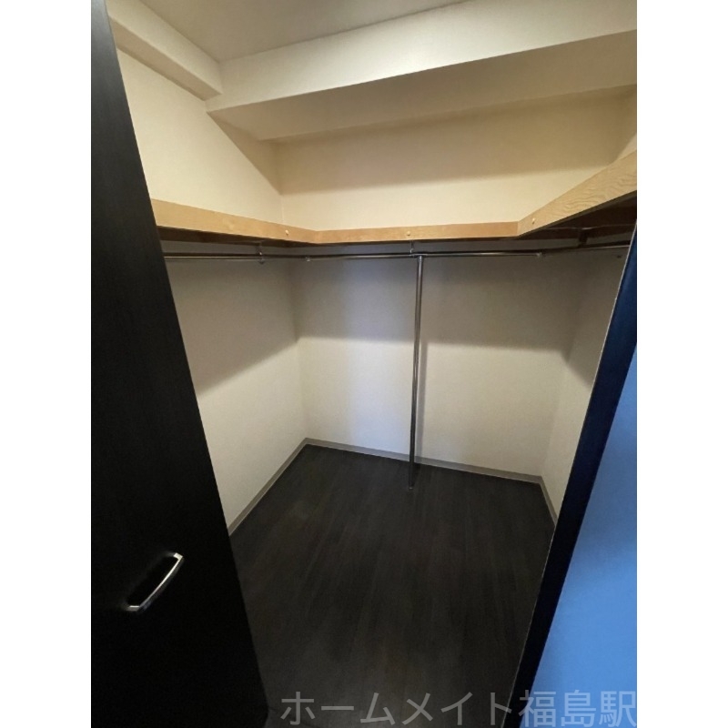 拡大写真:エスヴェール北梅田 10階1003のお引越し無料または家電3点プレゼント!★詳細はスタッフへ