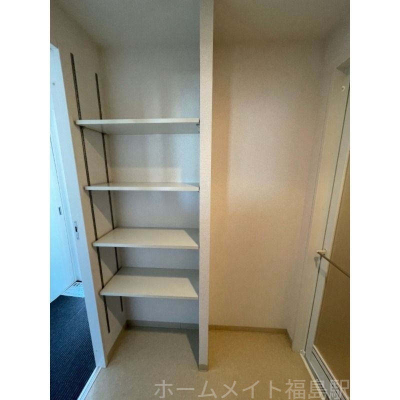 拡大写真:クリスタルブライト本町東 3階302の内観