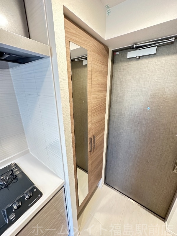 拡大写真:S-RESIDENCE福島玉川Tres 7階705の玄関