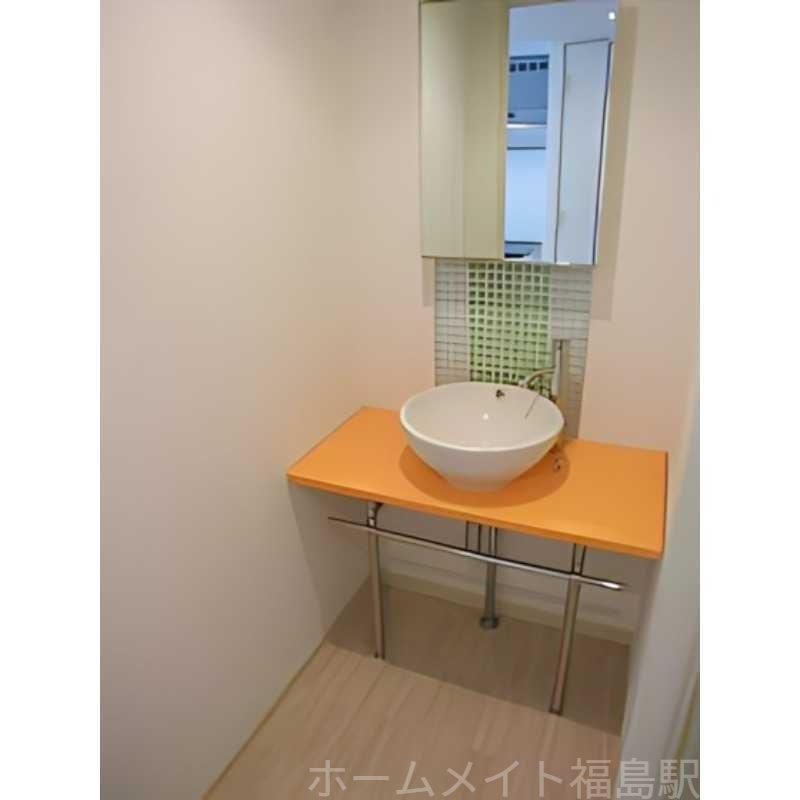 拡大写真：セイワパレス大手通 14階1402の洗面所