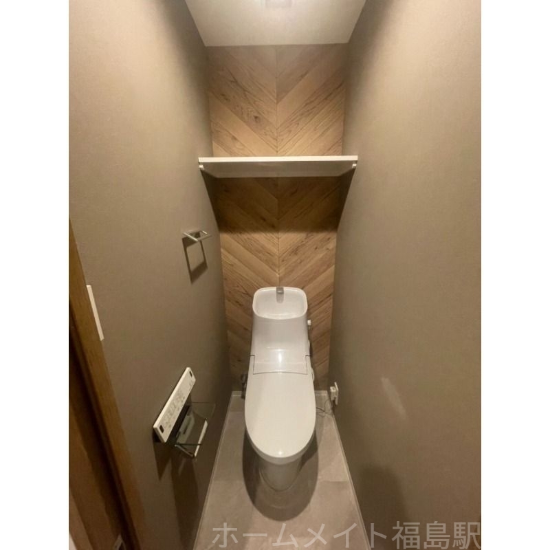 拡大写真:BRAVE徳井町 4階402のトイレ