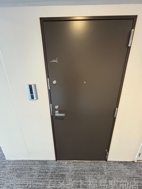 拡大写真:コンフォリア・リヴ大阪本町 4階401の内観