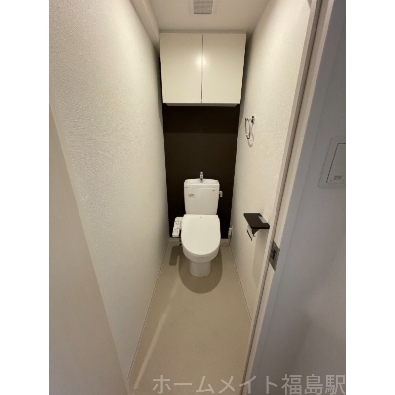 拡大写真:セレニテフラン梅田 2階202のトイレ