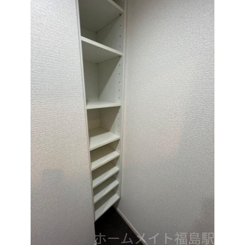 拡大写真:アパートメント谷町 6階ノーの玄関