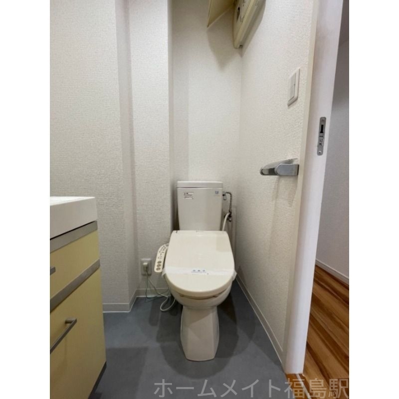 拡大写真:アパートメント谷町 6階ノーのトイレ