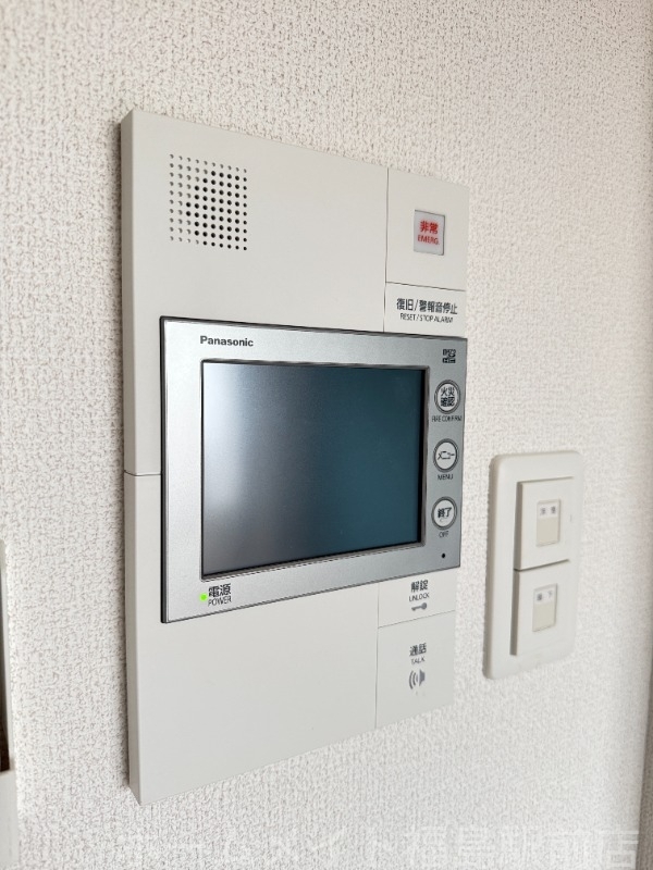 拡大写真:セレニテ福島アリア 4階405のセキュリティ