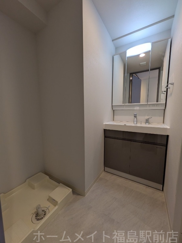 拡大写真:S-RESIDENCE阿波座bouncy 2階206の洗面所