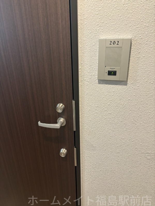 拡大写真:セレニテフラン梅田 10階1002の内観