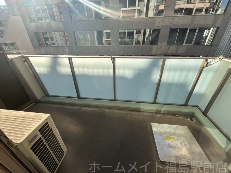 拡大写真:セレニテフラン梅田 10階1002のバルコニー