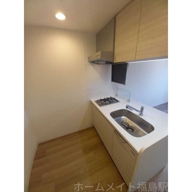拡大写真：プレサンス梅田東グラッド 11階1104のキッチン