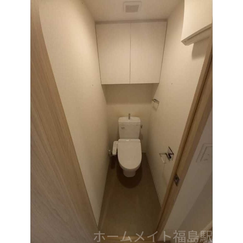 拡大写真：プレサンス梅田東グラッド 11階1104のトイレ