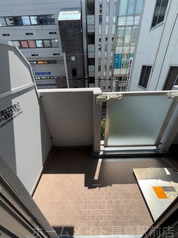 拡大写真:エル・セレーノ大阪天神橋 9階905のバルコニー
