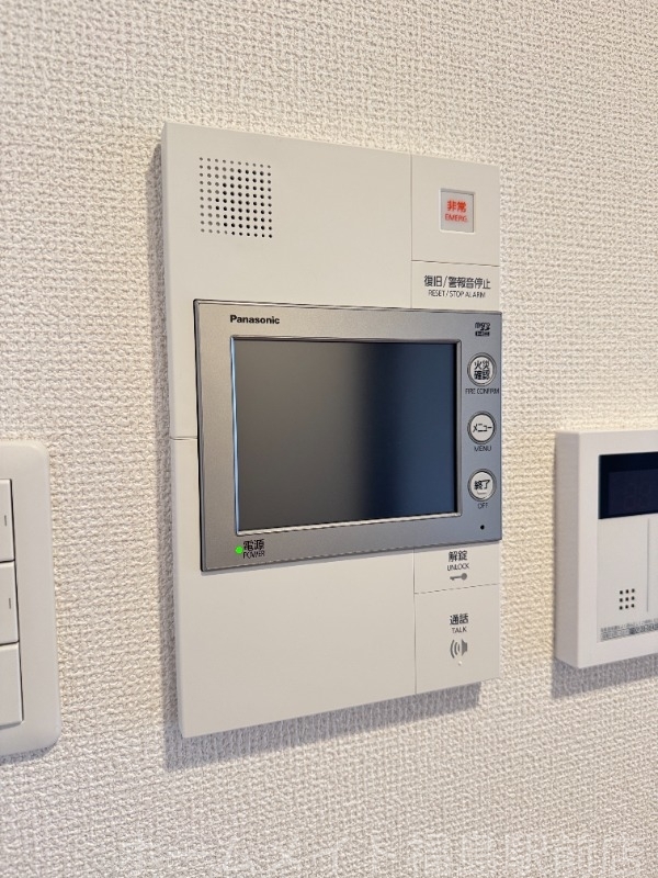 拡大写真:セレニテ福島アリア 8階801のセキュリティ