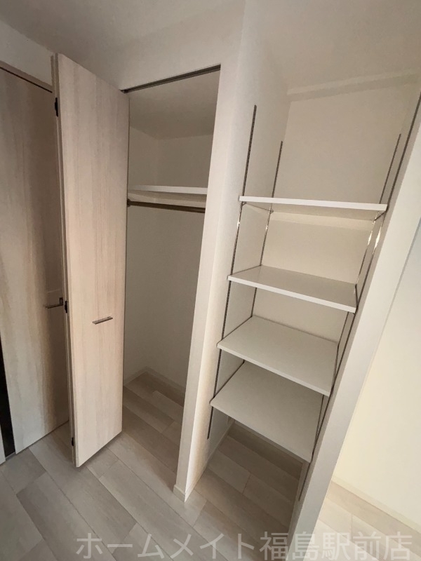 拡大写真:S-RESIDENCE難波大国町Tres 7階706の収納