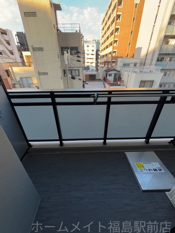拡大写真:S-RESIDENCE難波大国町Tres 7階706のバルコニー