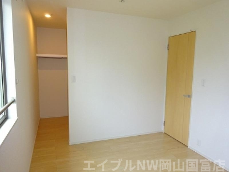 拡大写真:フロスト フラワーズ Ⅲ 2階201のその他部屋・スペース