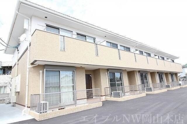 拡大写真：グレイスホーム　Ａ棟 1階102の建物外観