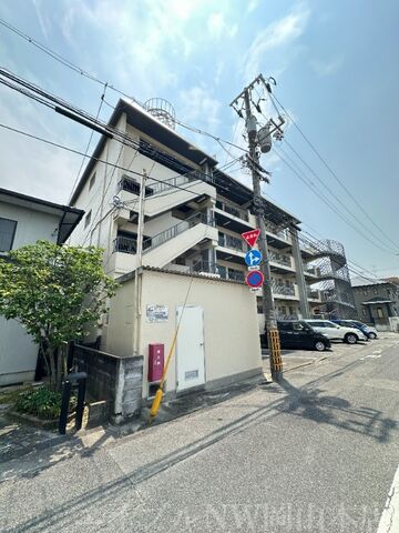 拡大写真:大供マンション 2階202の建物外観