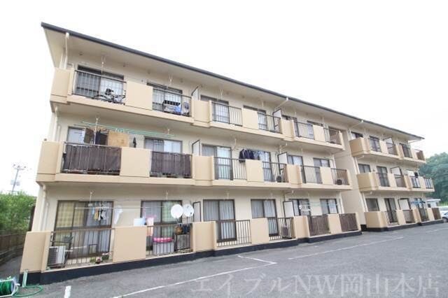 拡大写真:マンション津高 3階302の建物外観
