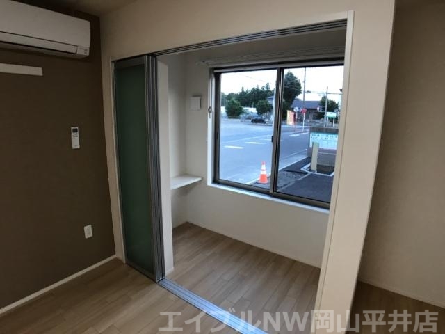 拡大写真:仮)スターテラスⅡ西大寺 1階103のバルコニー