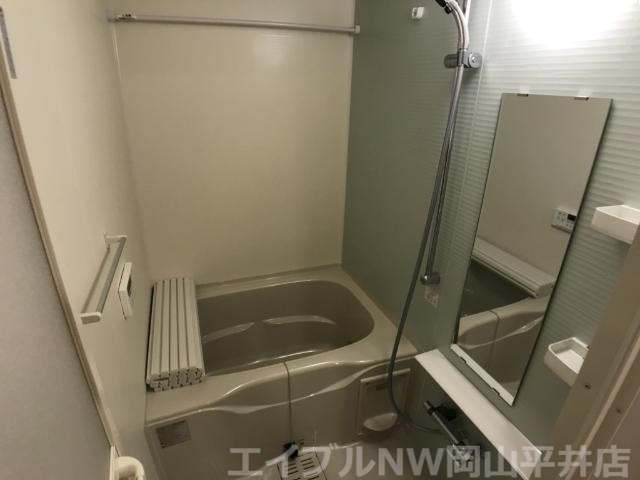 拡大写真:仮)スターテラスⅡ西大寺 1階105のバス