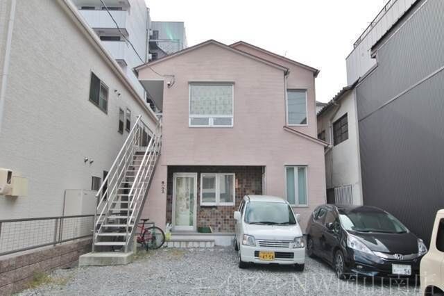 拡大写真:岡山市北区富田町1丁目 2階201の建物外観