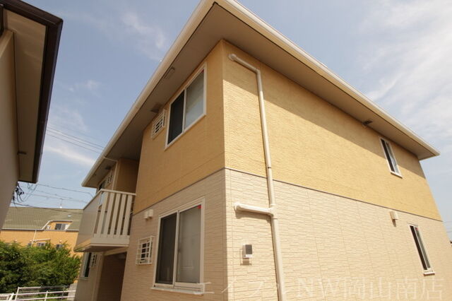 拡大写真:岡山市南区新福1丁目 1階101の建物外観