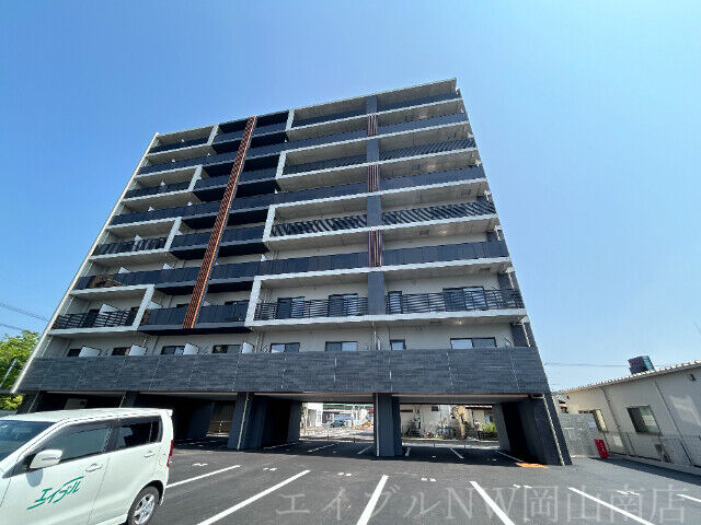 拡大写真:岡山市南区青江6丁目 4階402のエントランス